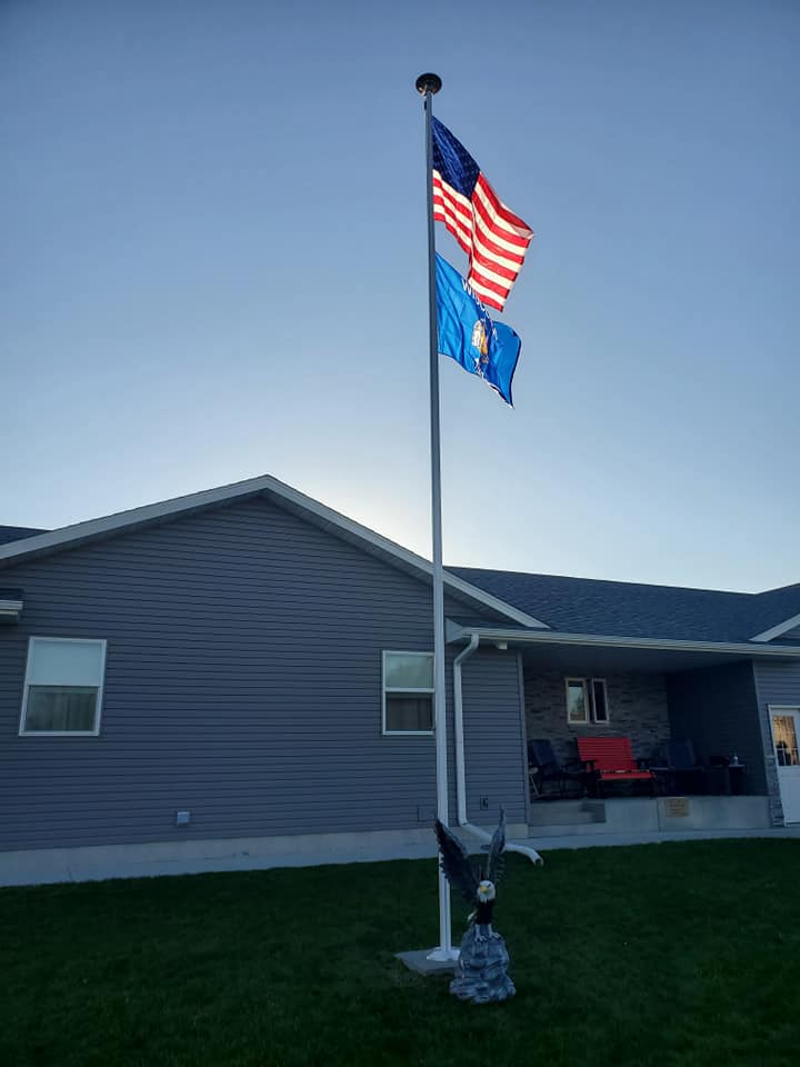 25ft flag pole with 2 flags